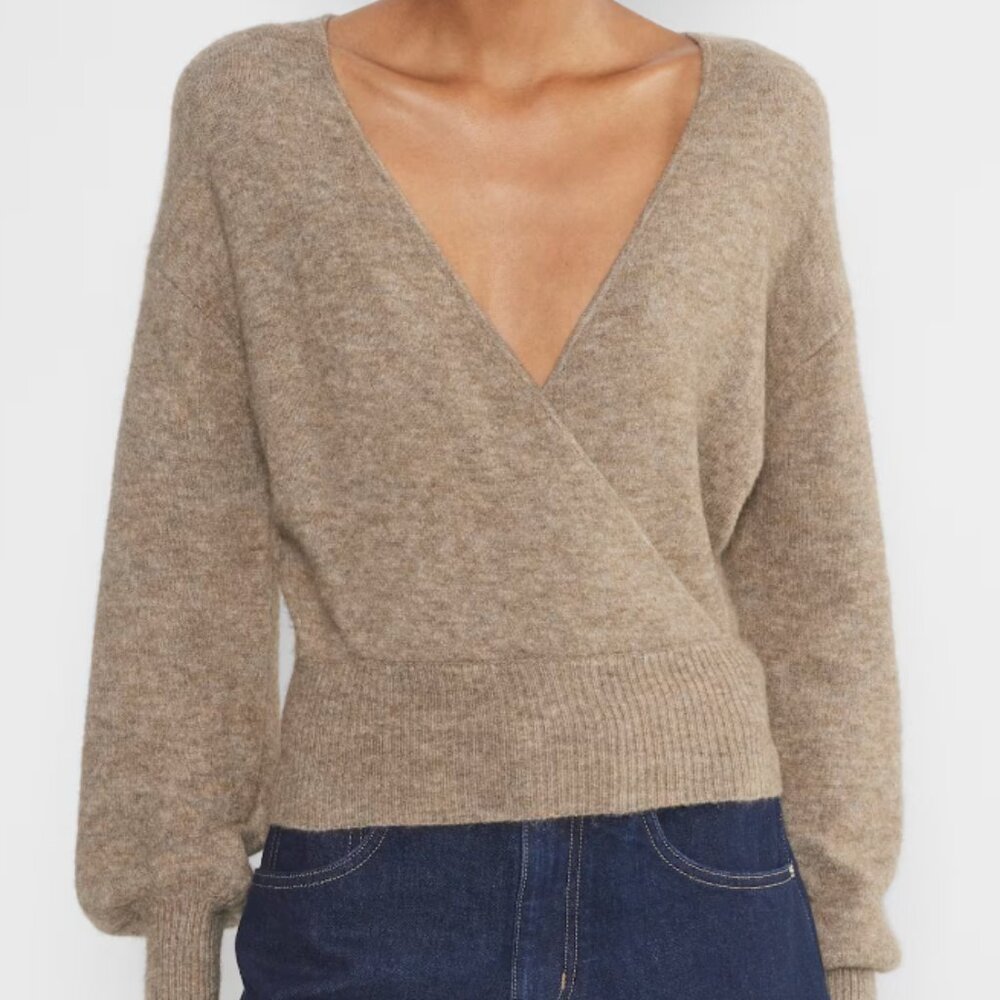 Aritzia Wilfred SoftSpoke Dear Sweater - New with tags
